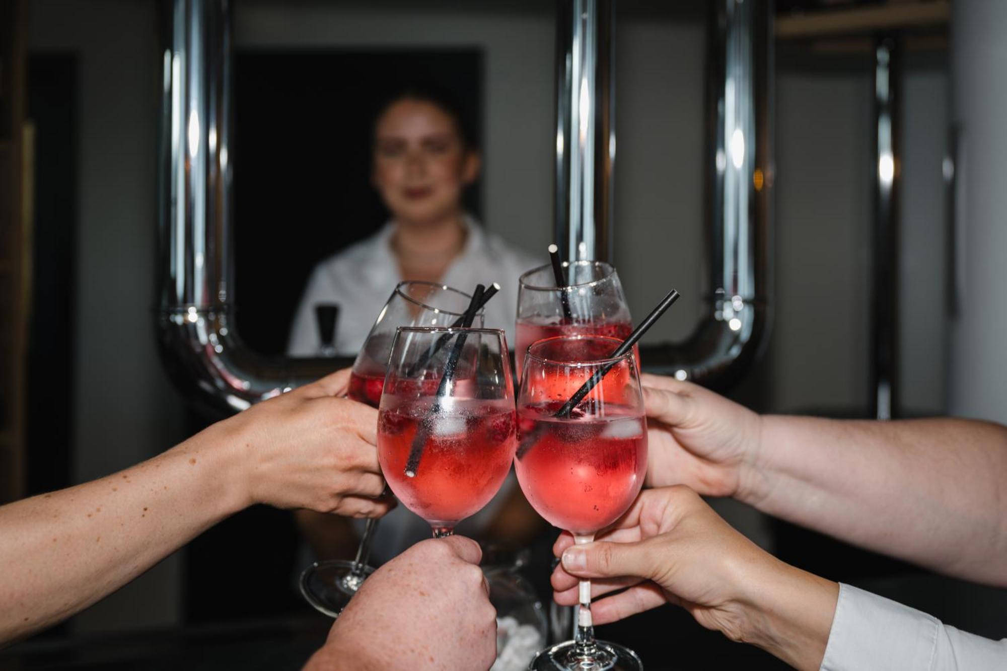 Hotel Mirage Дуйсбург Екстериор снимка